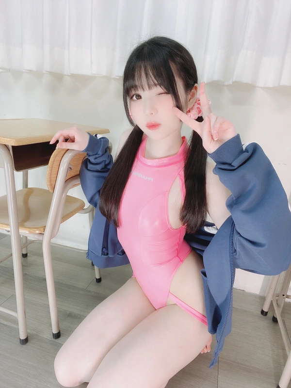 Pink Swimsuit 粉色泳装 - 霜月shimo